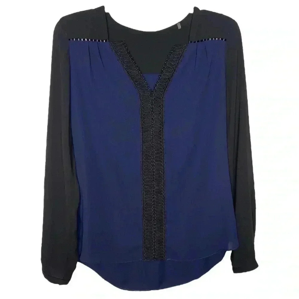Boutique Color-block Embroidered V-Neck Popover Blouse